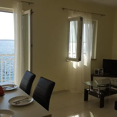 Apartman And Kod Mate Tribanj-Krušćica