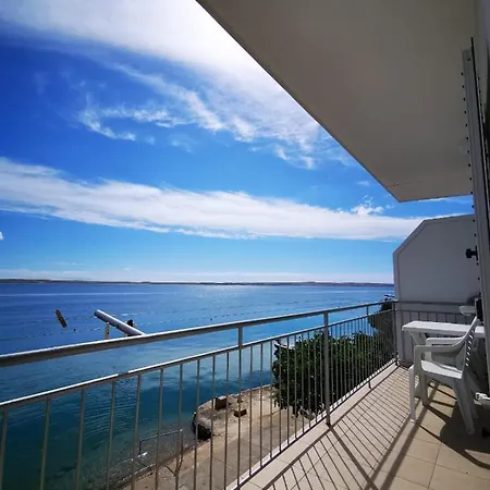 Апартаменты And Kod Mate *