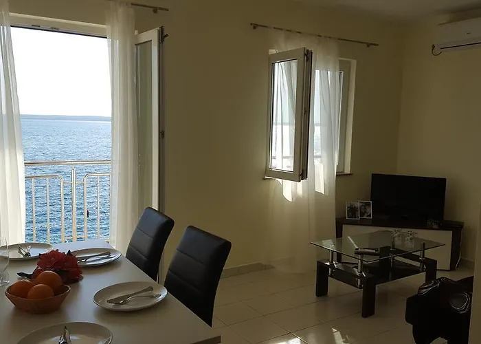 Apartman And Kod Mate Tribanj-Kruscica