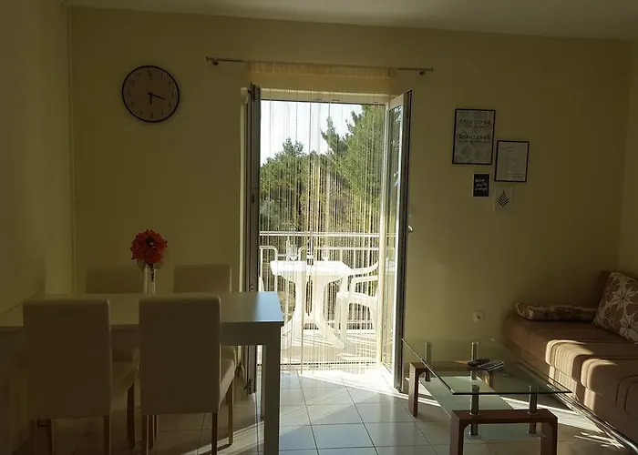 Apartman And Kod Mate Tribanj-Kruscica